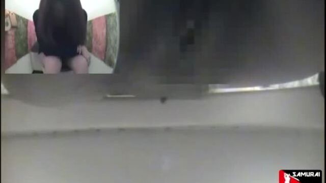 Japanese woman shitting in the toilet - Unsensored Japanese scat porn videos Scat Porn